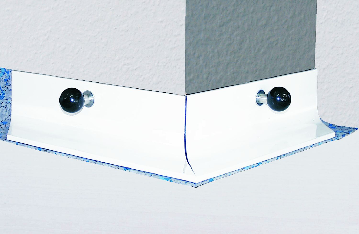 Eckenschablone für 100 mm Sockelhöhe Eckenschablone für 100 mm Sockelhöhe
